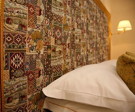 Hotel Picena 4*